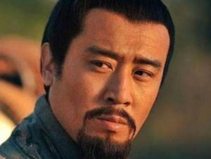 孙权在赤壁之战后笑话张昭20年，为的是什么?