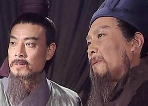 关羽和诸葛亮曾违抗刘备的重要命令，能说明他们有二心吗？