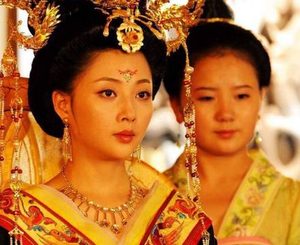 杨贵妃长得胖又没有孩子 唐玄宗为什么还独宠她