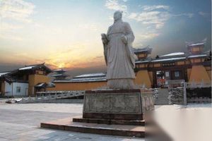 解密：历史上哪位名人最先发明了“美女经济”？