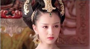 汉成帝刘骜作为著名的酒色皇帝，其两任皇后分别是谁？