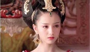 提起汉成帝的许皇后，她为何能被独宠持续14年之久？