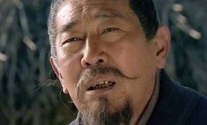 张青的职业与曹正有相似之处，但其排名为何却是很低？