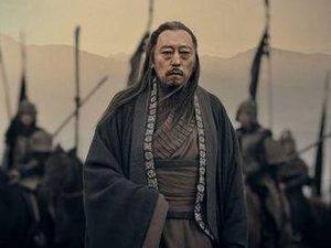 为了当上皇帝，司马伦用了哪些手段？