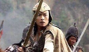 根据新旧唐书记载，秦琼又是如何成为隋末唐初名将？