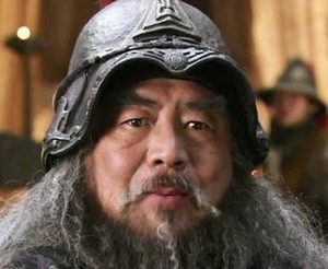 杀死杨修后，曹操是如何对待杨彪的？