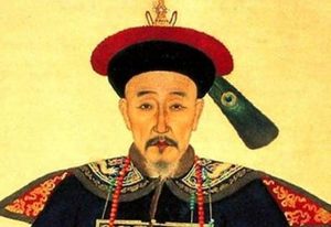 和珅聪明睿智聪明一世 和珅为什么不去投靠嘉庆