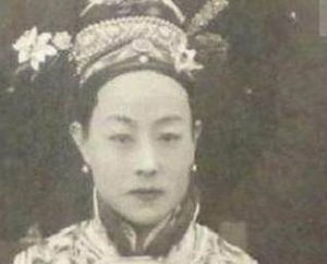 惇怡皇贵妃瓜尔佳氏的一生都经历了什么？靠什么成功逆袭？