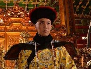 乾隆最后选择传位给嘉庆是出于什么考虑？