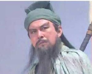 三国时期关羽在蜀汉担任的第一个职位是什么？