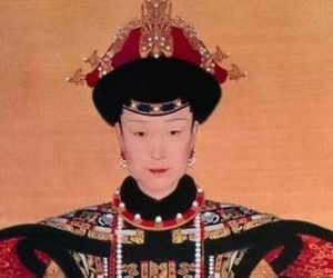 嘉庆皇帝上位之后是如何对乾隆帝的那些妃嫔的？