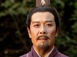刘备一会打着匡扶汉室的旗号，为何在汉献帝没死的情况下称帝？