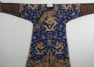 清朝的龙袍、蟒袍到底有什么区别呢？