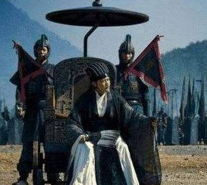 诸葛亮打仗总爱坐在轮椅之上 诸葛亮的腿是不是有疾病