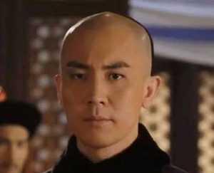 历史上嘉庆帝遇刺后为何没有侍卫来救他？原因是什么？