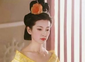 安乐公主：唐中宗李显幼女，恃势骄横，奢靡无度