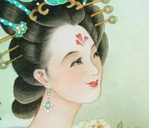 云想衣裳花想容是何出处？为何会用来赞美杨贵妃？