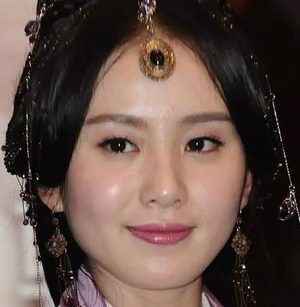 甄宓作为曹丕的皇后 她为何斗不过郭女王