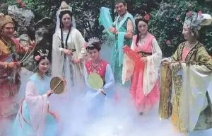 杏仙实力弱爆却不怕悟空，为什么抓住了唐僧却不吃他？
