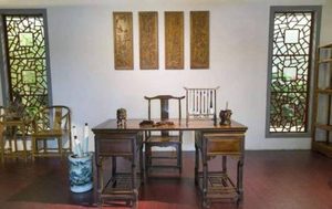 李嘉诚挂在办公室的座右铭！《平常是道》相较《陋室铭》有什么特别之处？