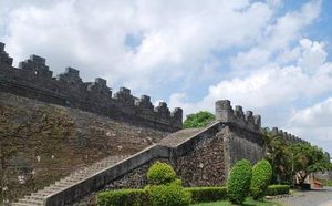 三国魏晋时期政治家、文学家曹丕：《登城赋》赏析