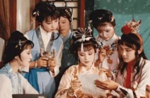 为何袭人说宝玉恨她呢？宝玉到底怎么想的？