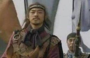 水浒传中孔明的身世如何？他为何要投靠宋江？