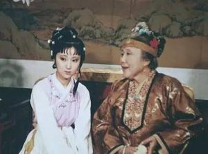 红楼梦中贾敏的性格如何？她在小说中的作用是什么？