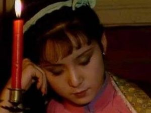 红楼梦中晴雯生病还在缝补的那件雀金裘是什么来历？
