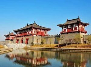 《闻官军收河南河北》杜甫在安史之乱结束后所作，欢快和狂欢跃然纸上