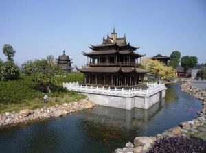 《登岳阳楼》杜甫所作，以喜写悲表达忧国忧民之情