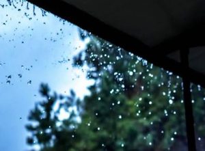 历史上有哪些关于雨的诗作？探索诗词中的雨声