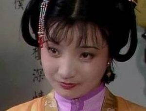 红楼梦中薛宝钗的丫鬟莺儿是个什么样的人？