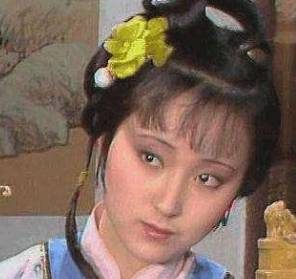 红楼梦中薛宝琴的出现对金玉良缘之说有何影响？