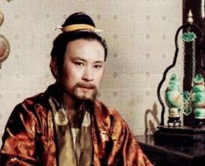 红楼梦中贾母骂赵姨娘时，贾政是什么表现？
