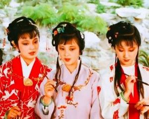 红楼梦中海棠诗社刚成立不久，惜春却要请一年的假是为何？