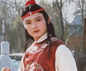 红楼梦中在晴雯死后，怡红院的海棠树为何会死了半边?