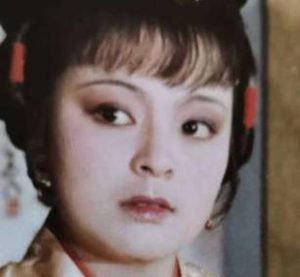 红楼梦中贾探春为何不认自己的舅舅？原因是为何？