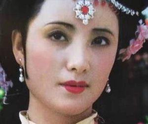 红楼梦中秦可卿为何能成为宁国府的少奶奶？