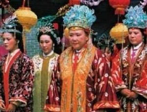红楼梦中贾母真的不知道王熙凤夫妇在算计自己吗？