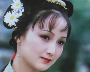 红楼梦中贾琏偷娶尤二姐的事情为何会被弄的人尽皆知？