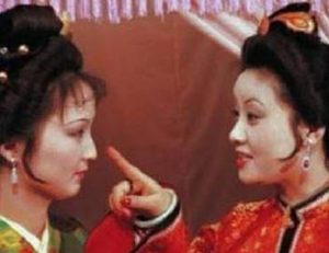 红楼梦中王熙凤有多狠辣？又是如何算计平儿的？