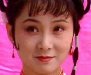 红楼梦中王夫人在晴雯死后给了十两银子，是为何？