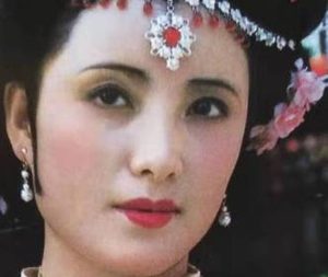 红楼梦中秦可卿生病之后，与丈夫贾蓉之间的关系怎么样？