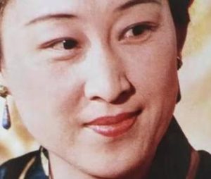 红楼梦中薛姨妈是什么身份？她在贾府是何地位？