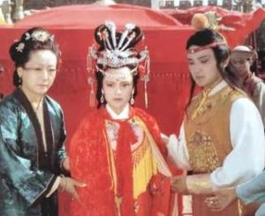 红楼梦中江南甄家奉旨入宫的原因到底是什么？