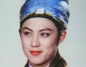 红楼梦中贾元春封妃后贾雨村是什么表现？为何要回京？