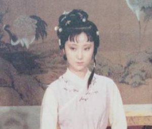 红楼梦中掰谎记出现在何时？贾母这么做的目的是什么？