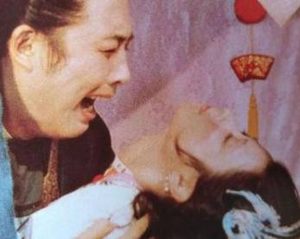 红楼梦中尤二姐的孩子胎死腹中，到底是什么真相？