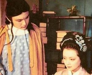 红楼梦中宝玉与宝钗完婚后，他是什么样的表现？